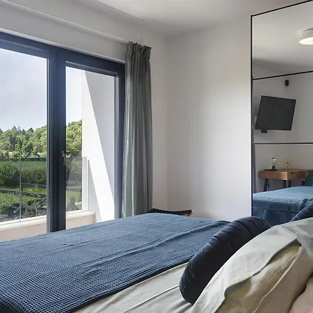 Monte Grosso * بولا